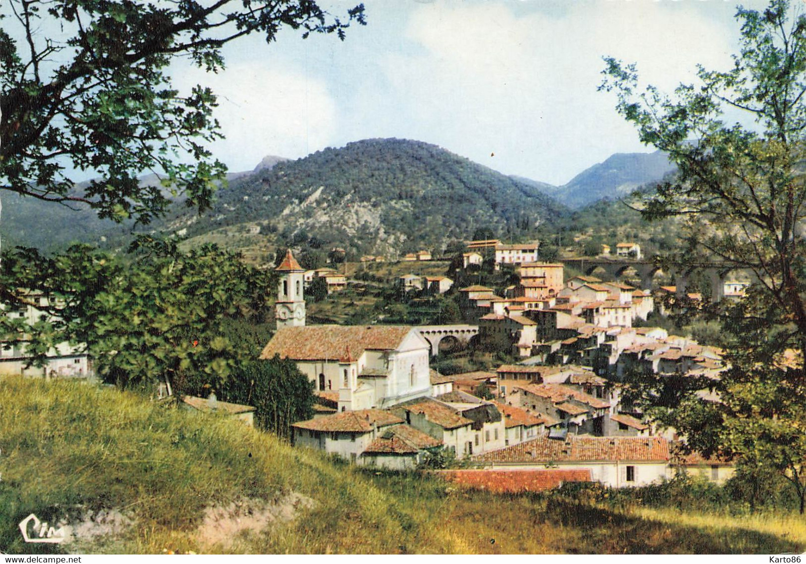 L'escarène * Vue Panoramique Sur Le Village - L'Escarène