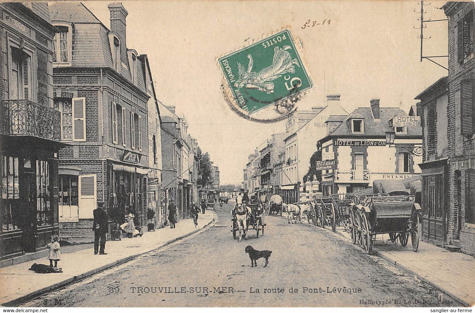 CPA 14 TROUVILLE SUR MER LA ROUTE DE PONT L'EVEQUE - Trouville