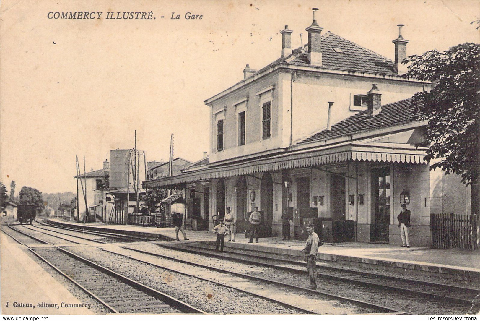 55 - COMMERCY Illustré - La Gare - J Cateux éditeur -  Carte Postale Ancienne - Commercy