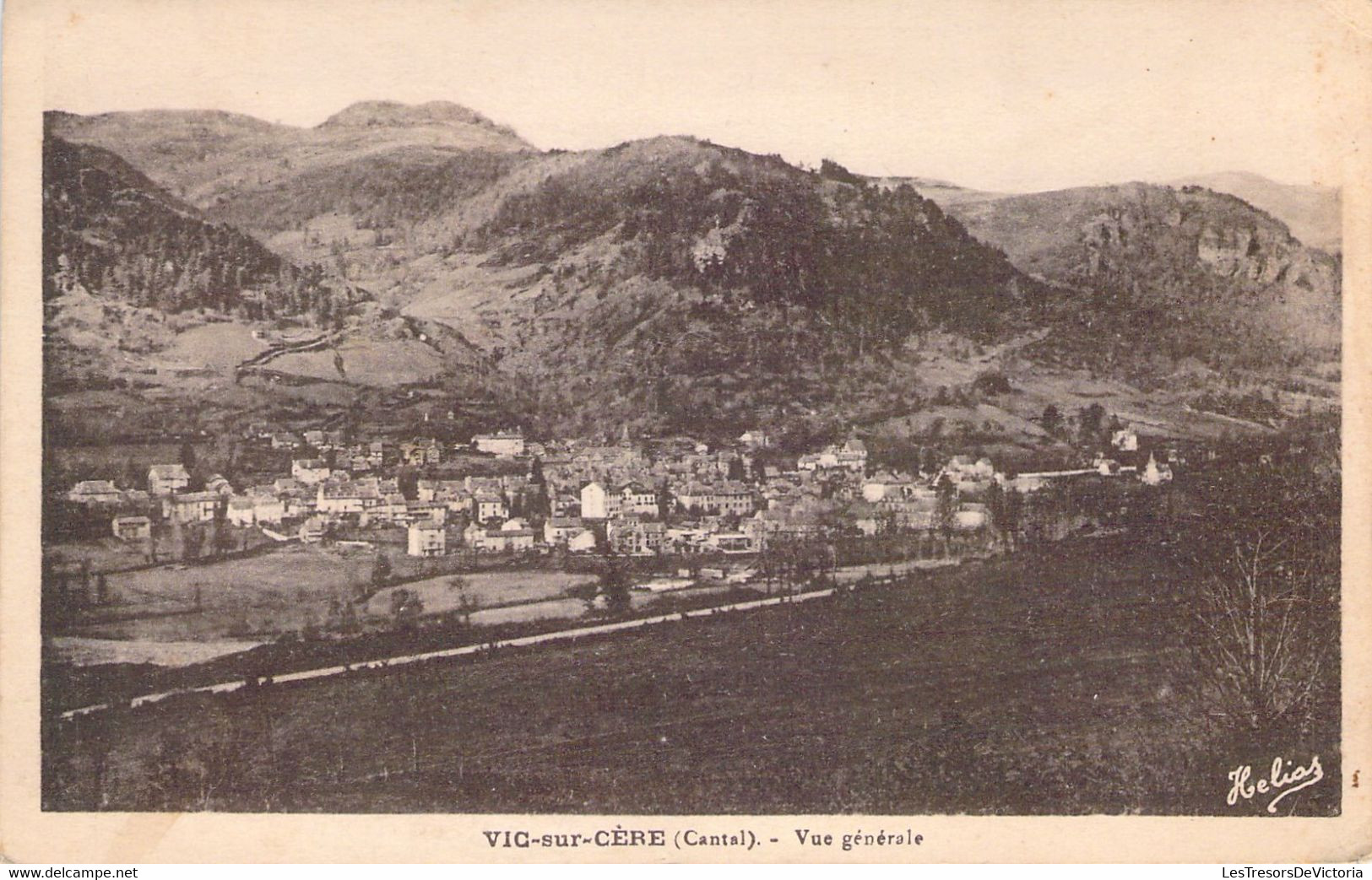 15 - VIC SUR CERE - Vue Générale - Hélias -  Carte Postale Ancienne - Autres & Non Classés