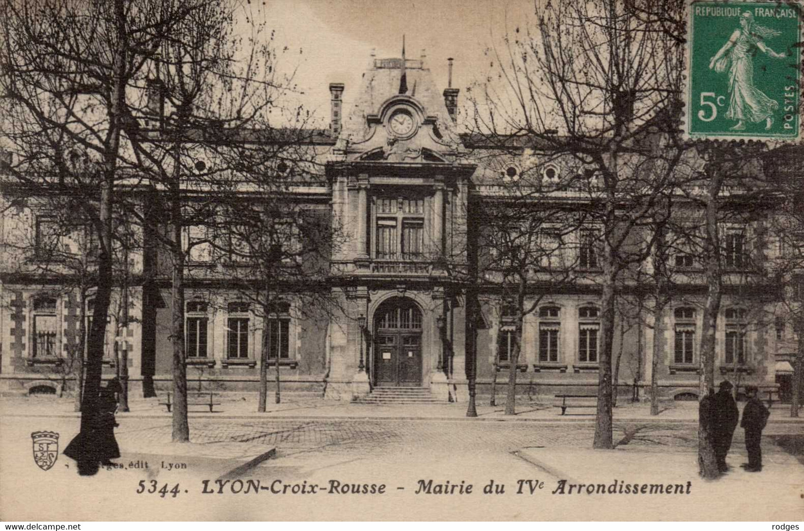 Dep 69 , Cpa   LYON CROIX ROUSSE , 5344 , Mairie Du IVè Arrondissement  (24498) - Lyon 4