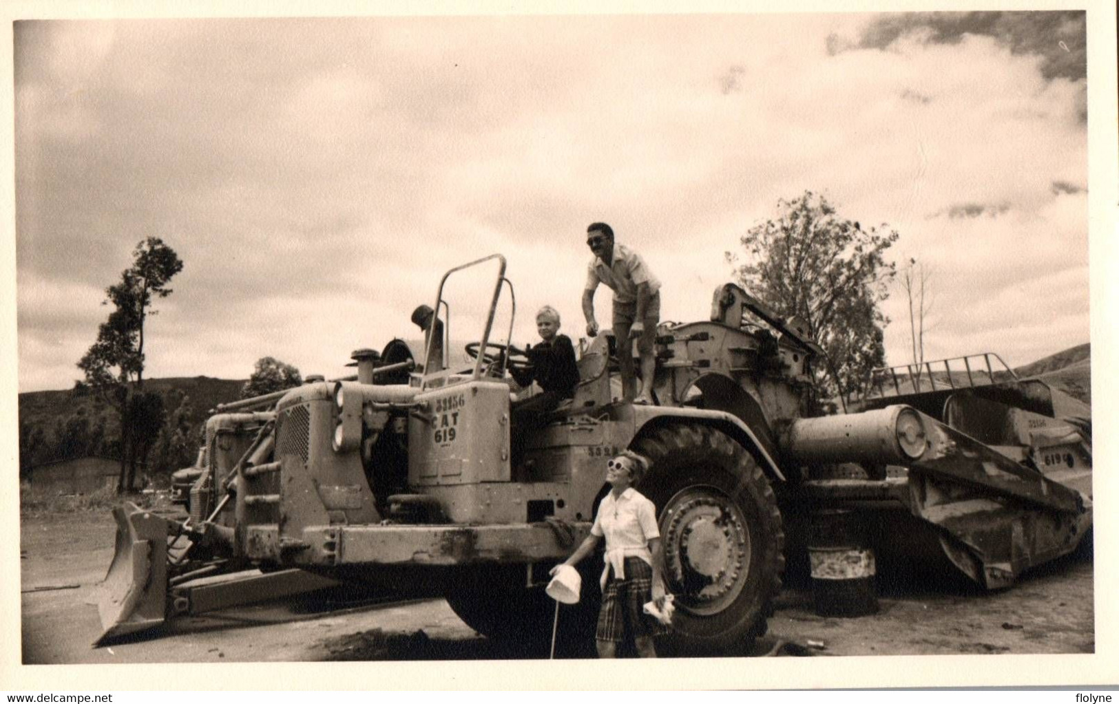 Ambakereny - Photo Ancienne - Materiel SNTP - Mine De Chrome - Carrière - Bulldozer Caterpillar ? - Madagascar - Madagascar