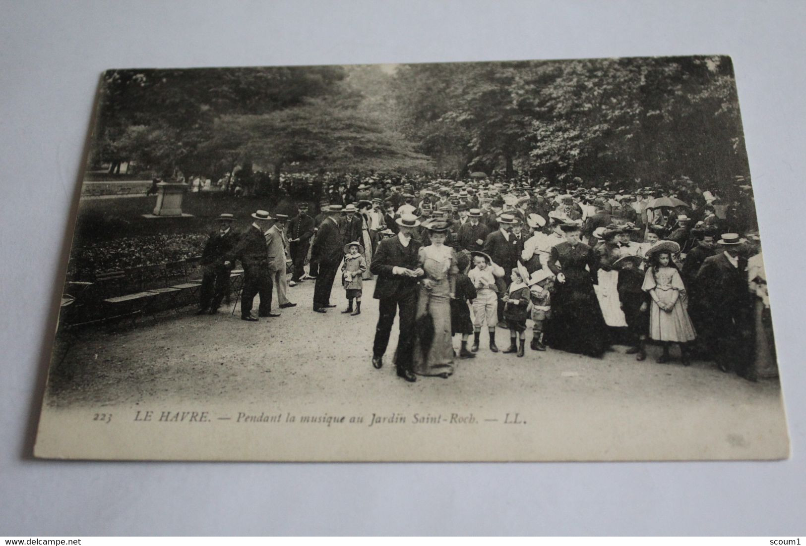 Le Havre Pendant La Musique Au Jardin Saint Roch Animé - Saint-Roch (Plein)