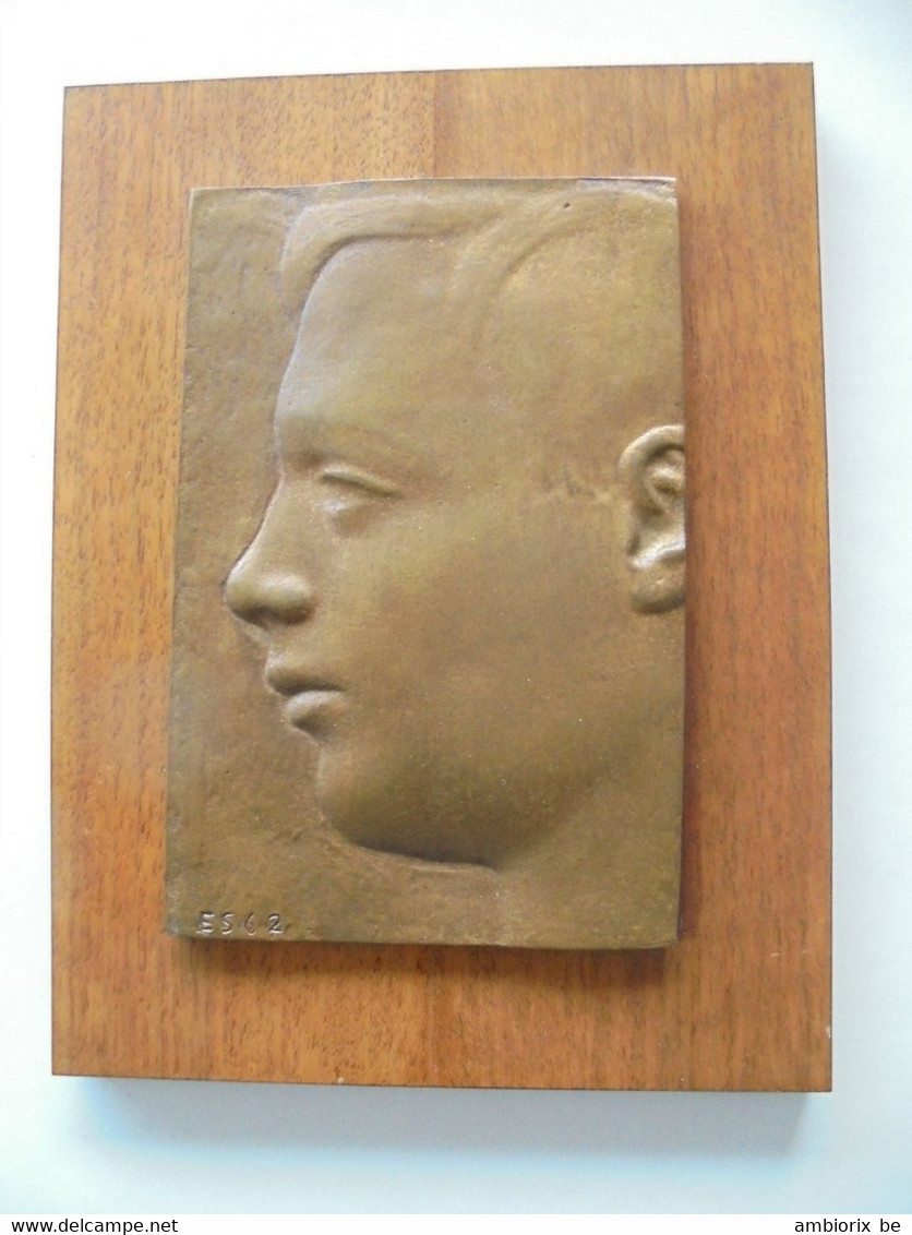 Ernest Stroobants - Bas Relief - 'Garçonnet' - Sur Base D'une Terre Cuite De 1951 - Bronzi