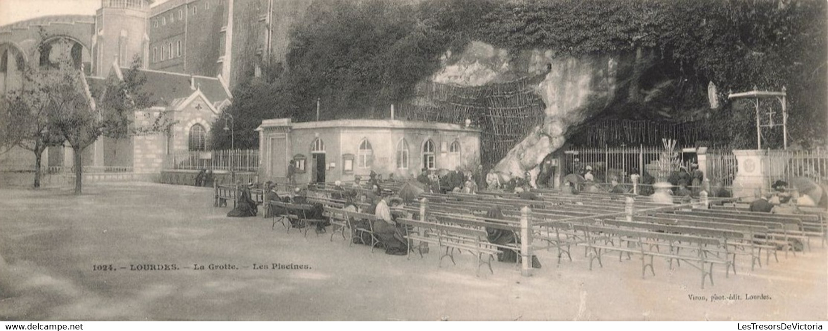 Panoramique - Lourdes - La Grotte - Animé - Dim. 27/10.5 Cm - Phot. Viron - Carte Postale Ancienne - Lourdes