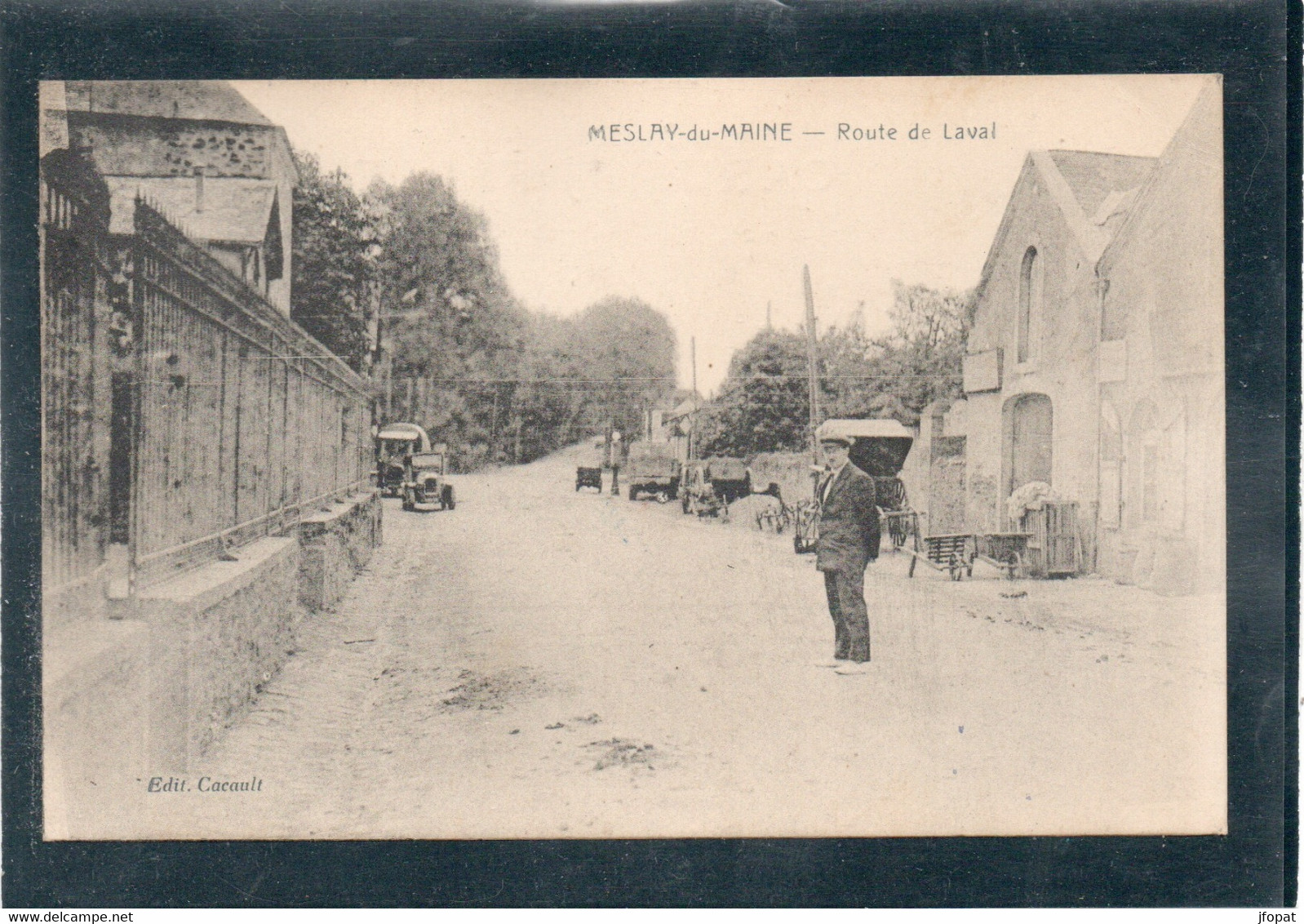 53 MAYENNE - MESLAY DU MAINE Route De Laval (voir Description) - Meslay Du Maine