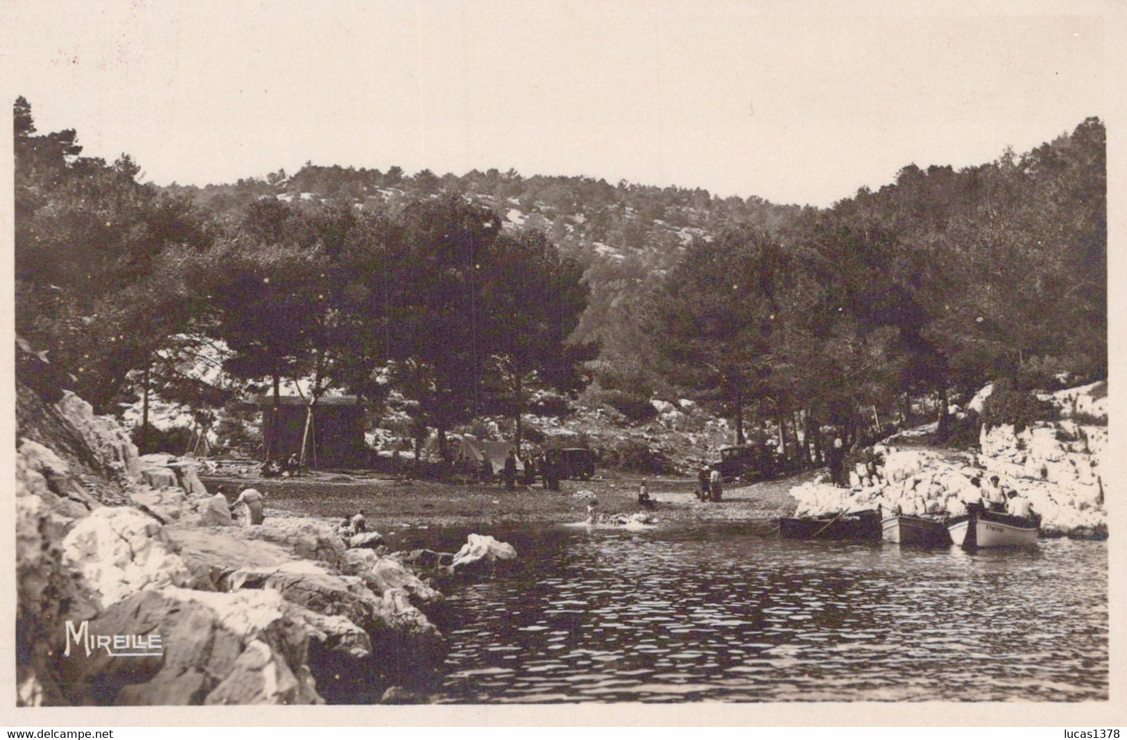 13 / CASSIS ET SES CALANQUES / PORT PIN - Cassis