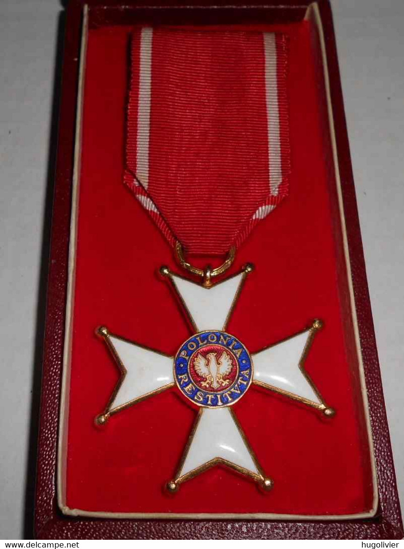 Ancienne Médaille Polonia Restituta Chevalier De L'Ordre De La Renaissance De Pologne 1944 - Altri & Non Classificati