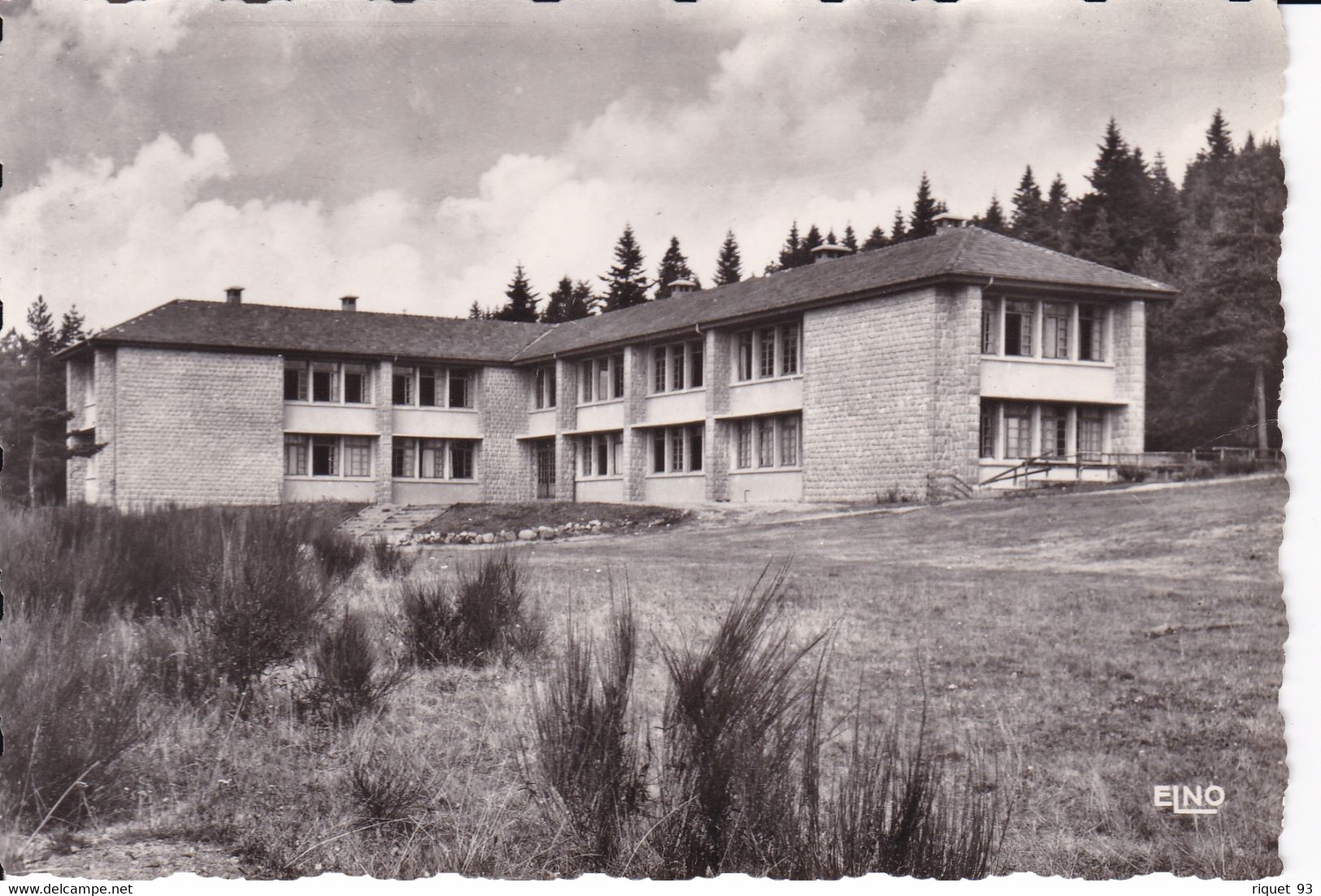 Lot 2 Cp - LE CHAMBON-SUR-LIGNON - Cure D'Air-Le Collège Cévènol Et Centre De Tourisme,vue Général Sud-Ouest Et Le Templ - Le Chambon-sur-Lignon