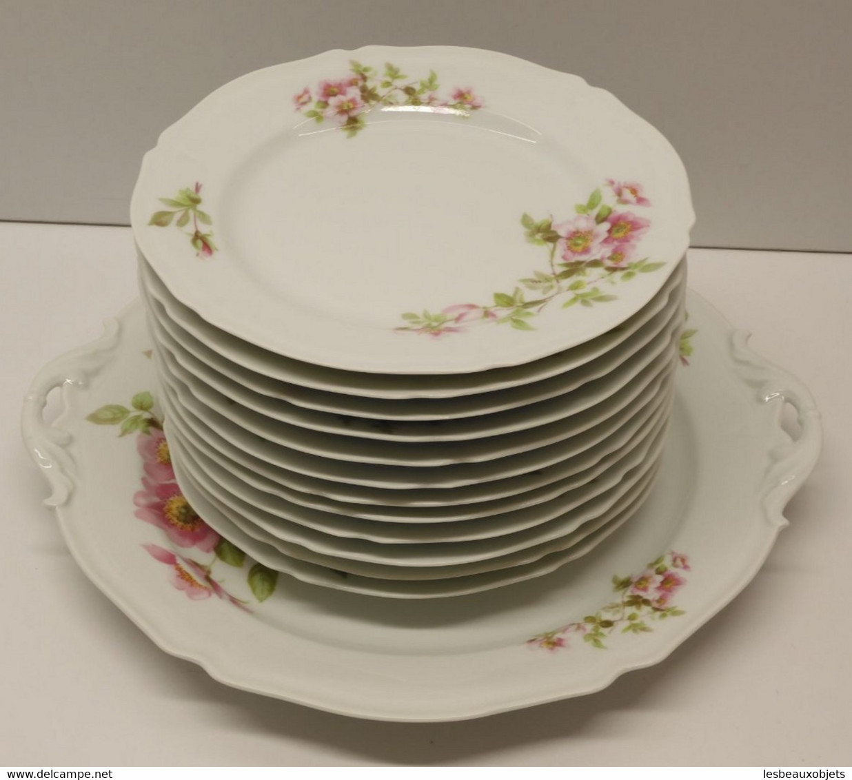 *SUPERBE SERVICE GÂTEAUX PLAT & 12 ASSIETTES A GIRAUD & Cie FLEURS EGLANTIERS  E