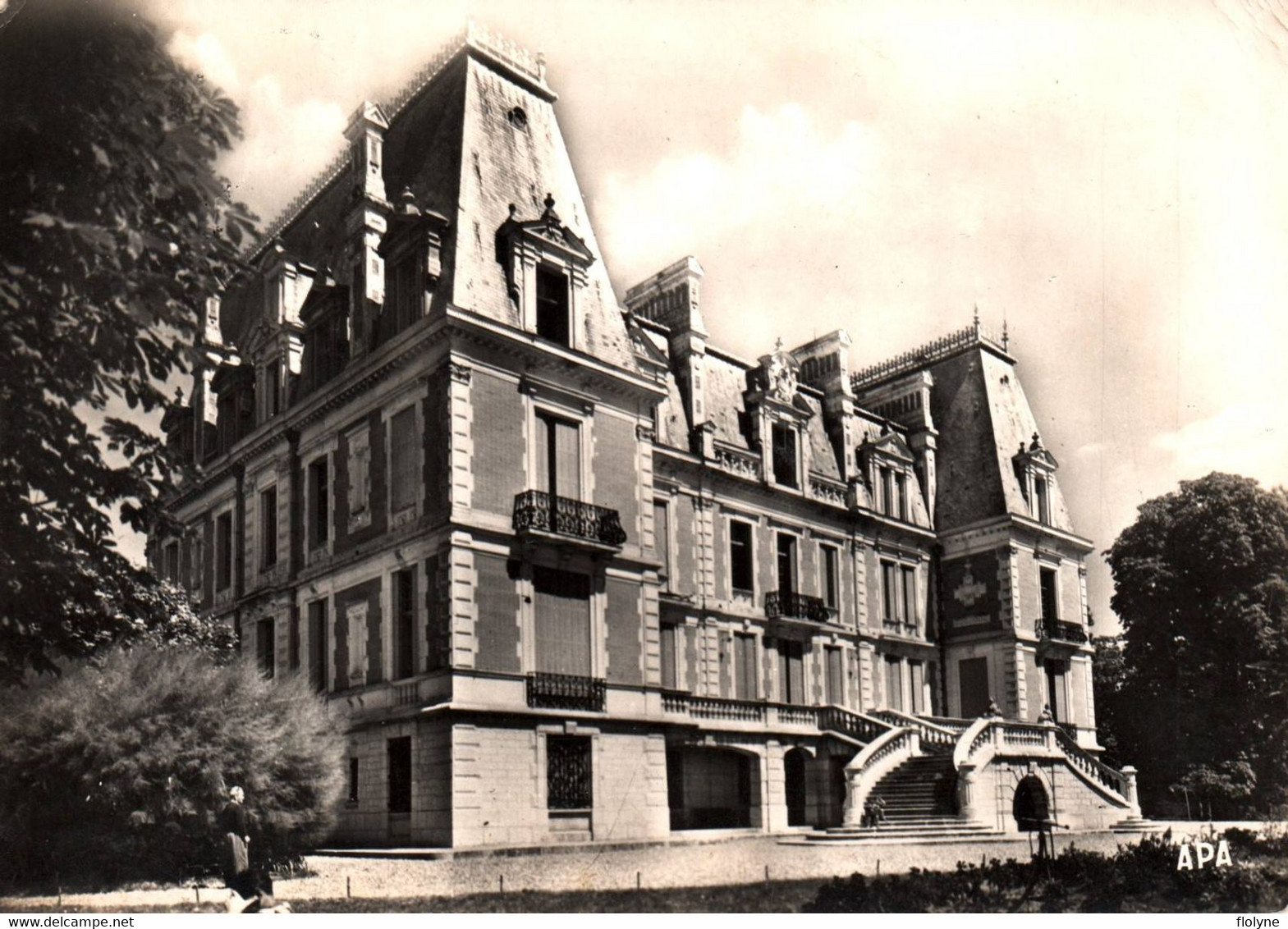 Réalville - Domaine Des Granes - Le Foyer Des Indirectes - école - Realville