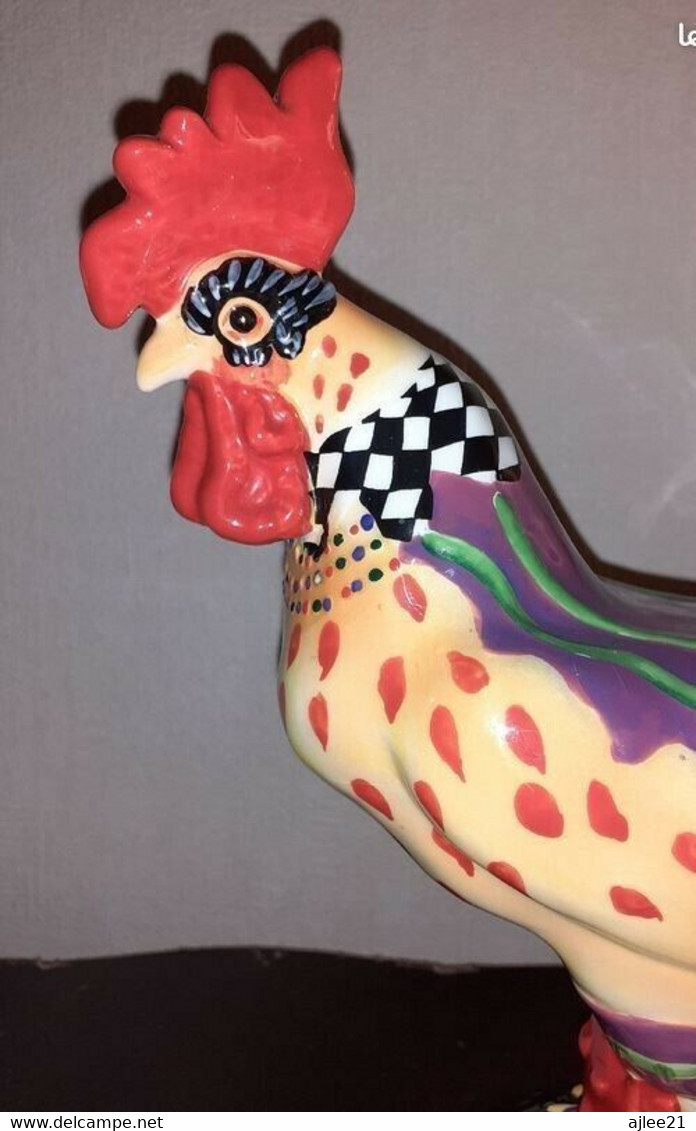 Coq en céramique. Poultry in motion. Westland giftware; Sharon Neuhaus.