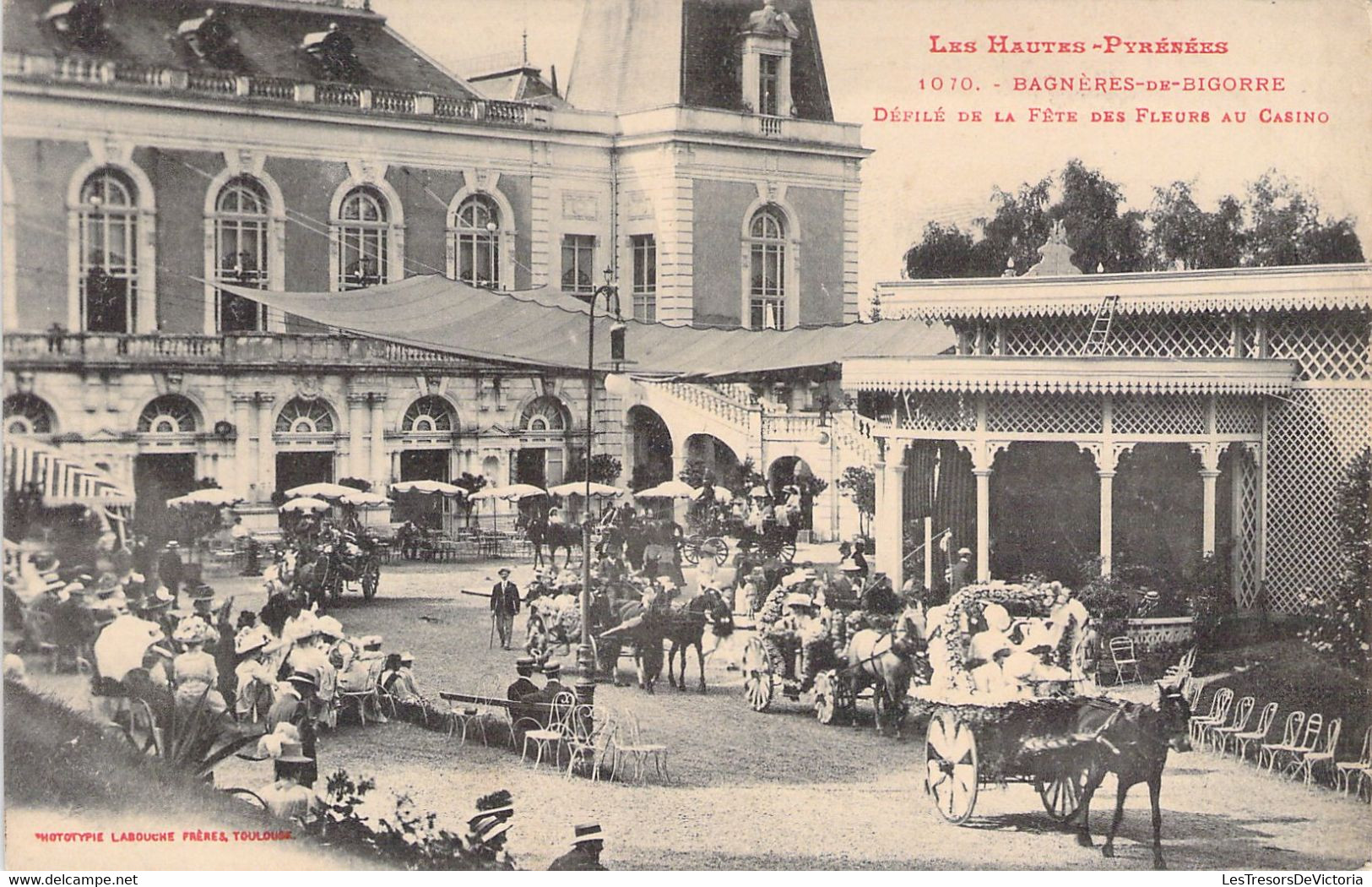 FRANCE - 65 - BAGNERES DE BIGORRE - Défilé De La Fête Des Fleurs Au Casino - Carte Postale Ancienne - Bagneres De Bigorre