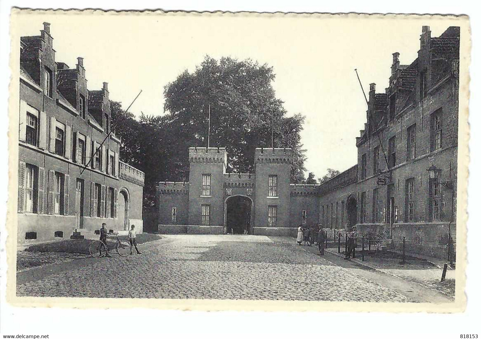 Bazel-Waas  Ingang V H Kasteel  L'Entrée Du Château - Kruibeke