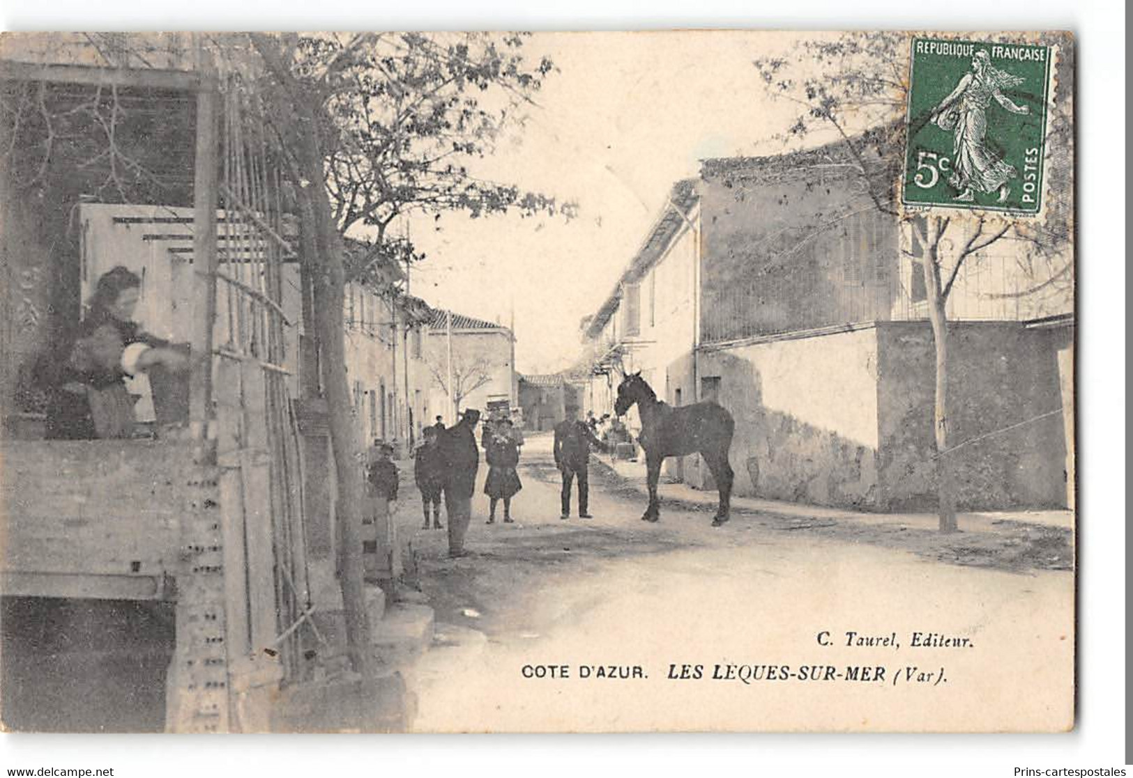 CPA 83 Les Lecques Rue Principale - Les Lecques