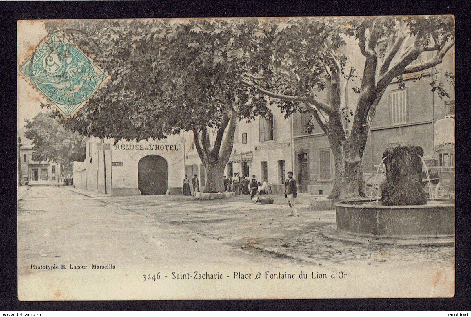 CPA 83 - SAINT ZACHARIE - 3246. PLACE ET FONTAINE DU LION D'OR - Saint-Zacharie