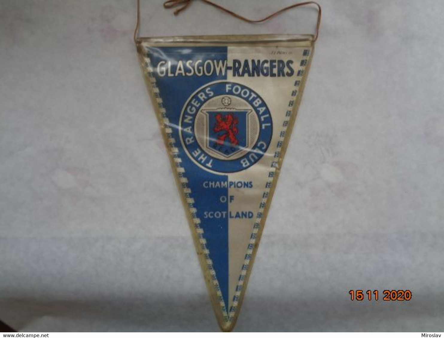 FOOTBALL FLAGS  -  FUTBALOVÉ  VLAJOČKY   GLASGOW - RANGERS - Uniformes Recordatorios & Misc