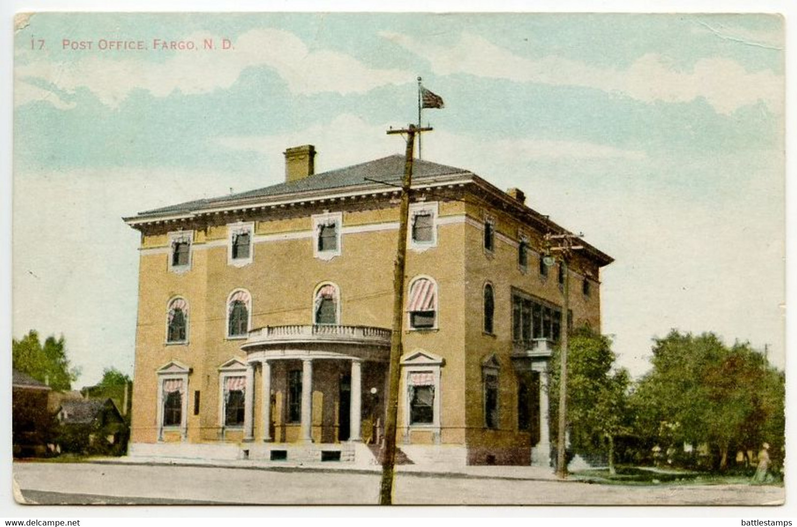 United States 1908 Postcard Fargo, North Dakota - Post Office; St. Paul & Spokane RPO 1st Div. Postmark - Fargo