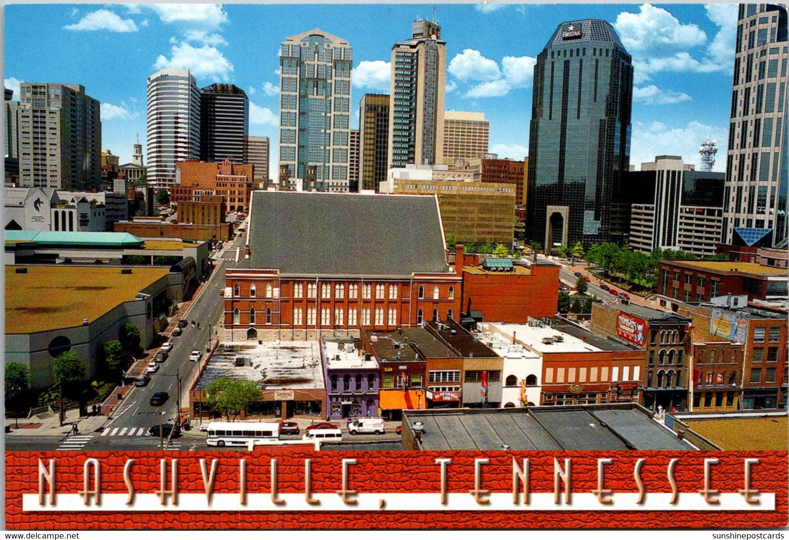 Tennessee Nashville Downtown Showing High Rises Ryman Auditorium And Lower Broadway - Nashville