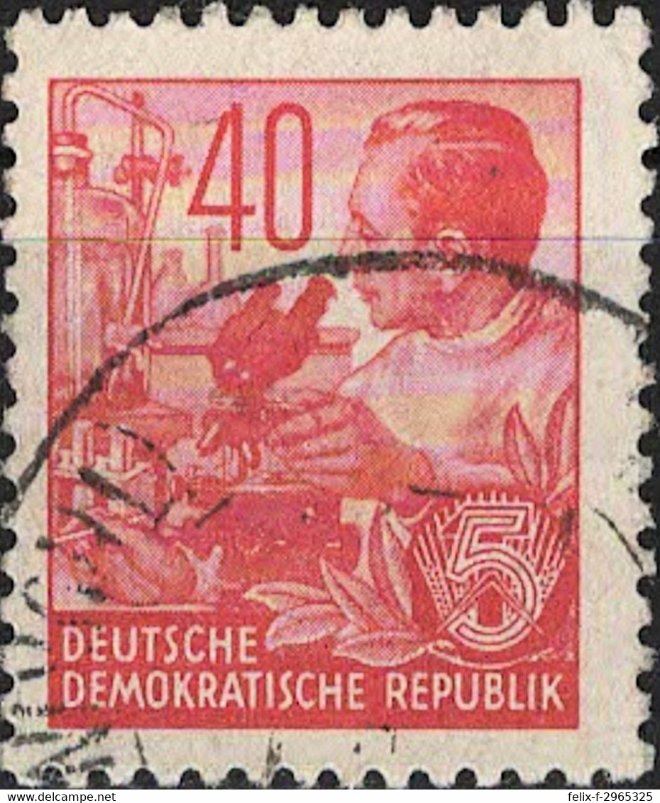00455 - 006 - 1 MiNr. 375 DDR 1953 Fünfjahrplan (I) - Gebruikt