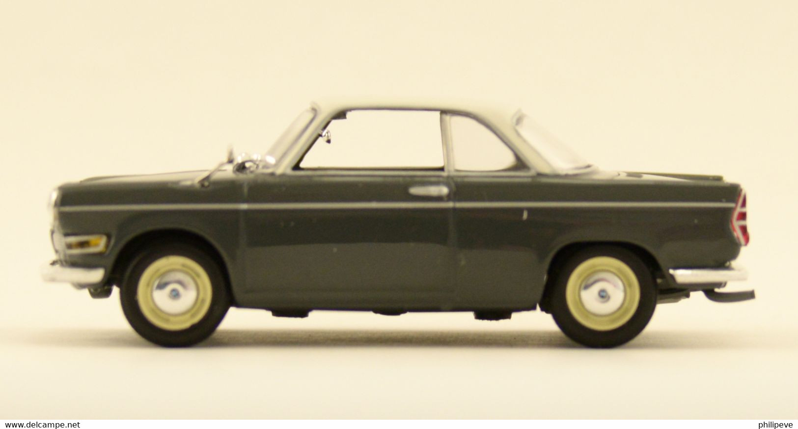 BMW 700 Coupé Sport - MINICHAMPS 1:43 - Minichamps