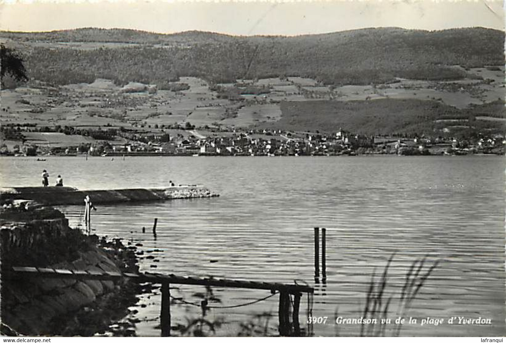 Pays Div -ref CC177- Suisse - Grandson Vu De La Plage D Yverdon   -/ A Circulé En 1953 - - Grandson