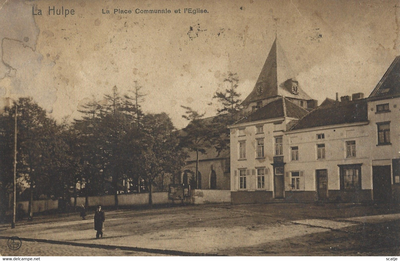 La Hulpe.   -   La Place Communale Et L'Eglise   -   1919   Naar   La Panne - La Hulpe