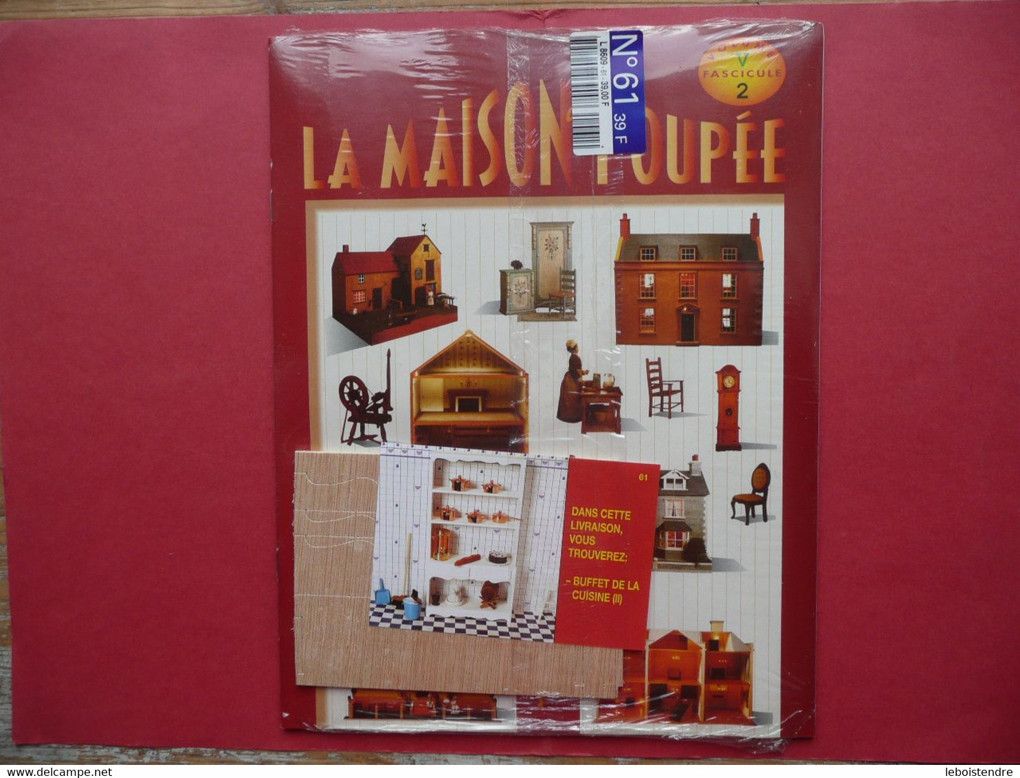 LA MAISON DE POUPEE N° 61 VOLUME V FASCICULE 2 AVEC BUFFET DE LA CUISINE SOUS BLISTER COMME NEUF - Casa & Decorazione