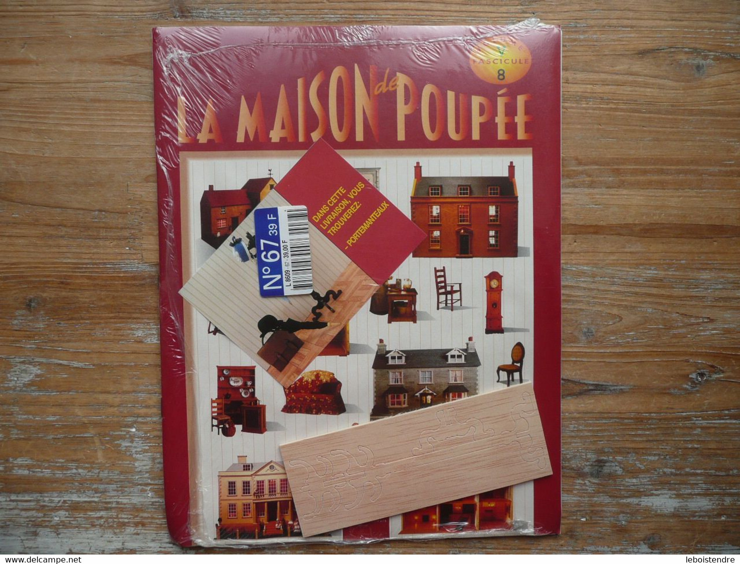 LA MAISON DE POUPEE N° 67 VOLUME V FASCICULE 8 PORTEMANTEAUX DEL PRADO EDITEURS SOUS BLISTER COMME NEUF - Maison & Décoration