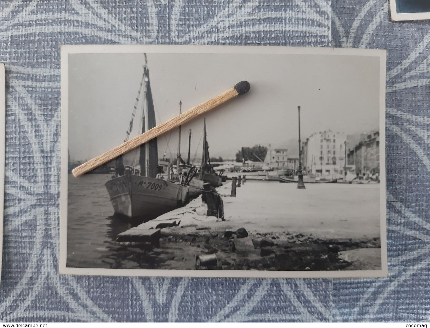 83 TOULON  PHOTO ORIGINALE 27 JUIN 1948 9 SABORDAGE DE LA FLOTTE FRANCAISE QUAI CROUSTADT BATEAU MILITARIA 1 - Boats
