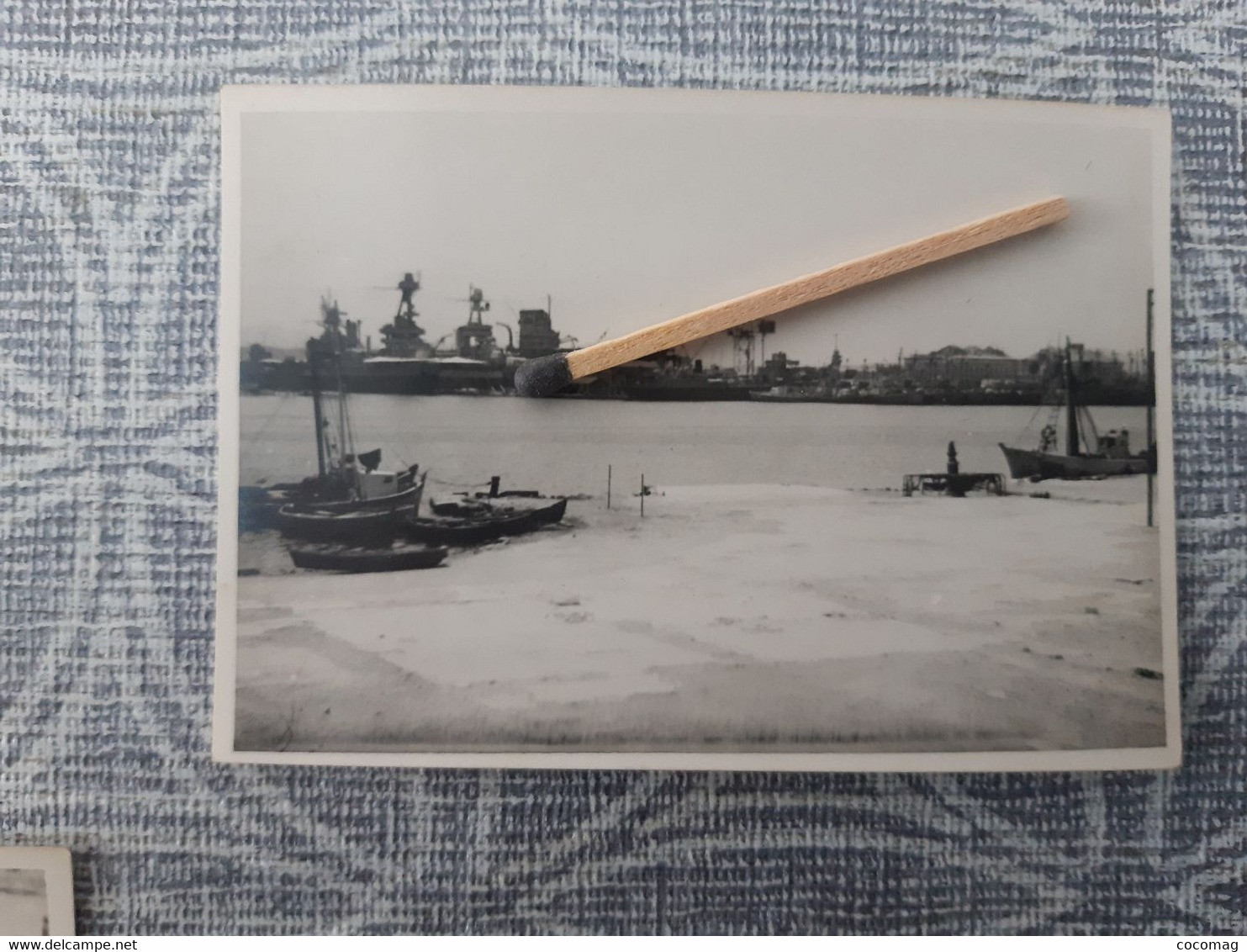 83 TOULON  PHOTO ORIGINALE 27 JUIN 1948 12 SABORDAGE DE LA FLOTTE FRANCAISE BATEAU MILITARIA - Barche