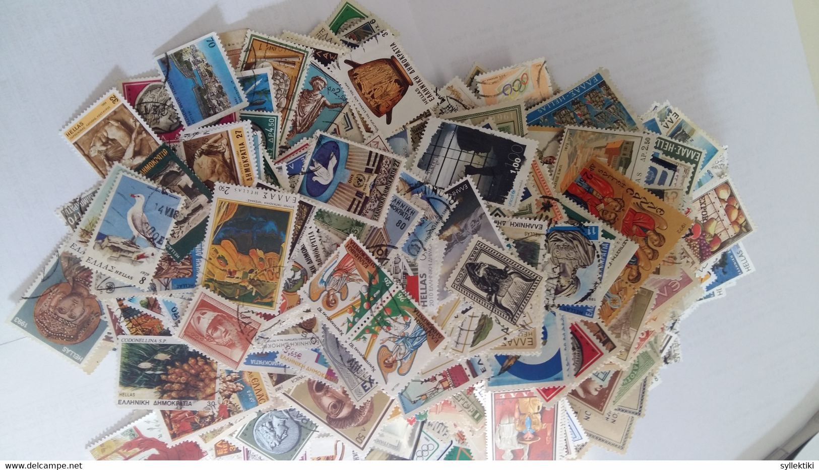 GREECE 2500 DIFFERENT USED STAMPS PACKET - Collections