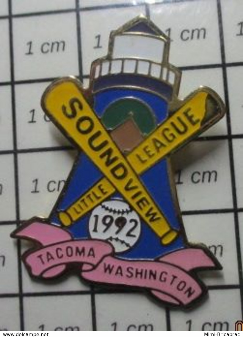 912c Pin's Pins / Beau Et Rare / SPORTS / PIN'S USA BASE-BALL PHARE SOUND VIEW LITTLE LEAGUE TACOMA WASHINGTON - Baseball