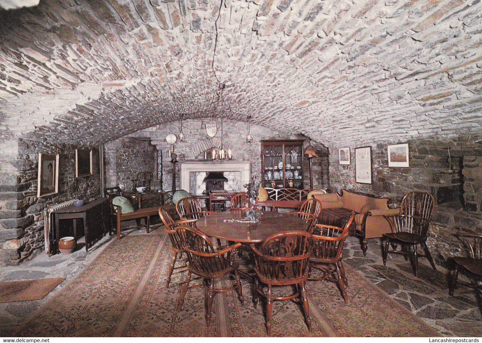 Postcard Billeting Room Eilean Donan Castle Dornie Ross - Shire [ Clan MacRae ] My Ref B26104 - Ross & Cromarty