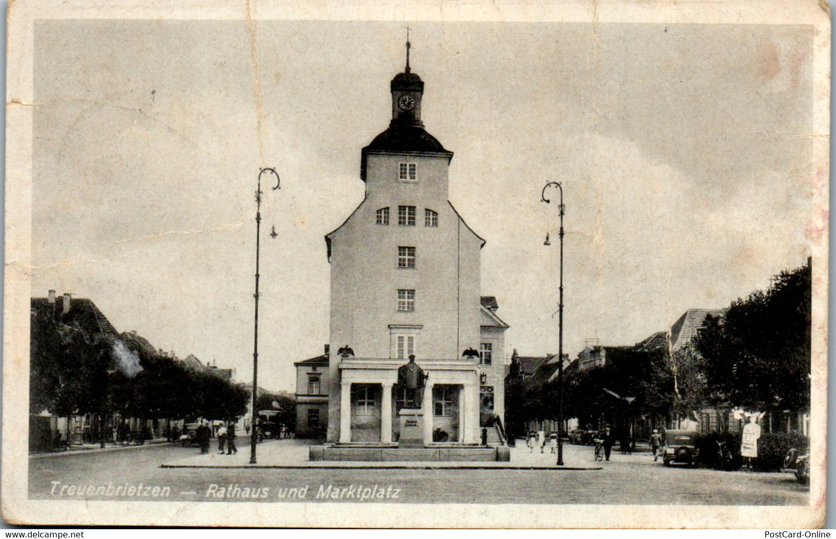 42848 - Deutschland - Treuenbrietzen , Rathaus Und Marktplatz , L. Beschädigt - Gelaufen - Treuenbrietzen