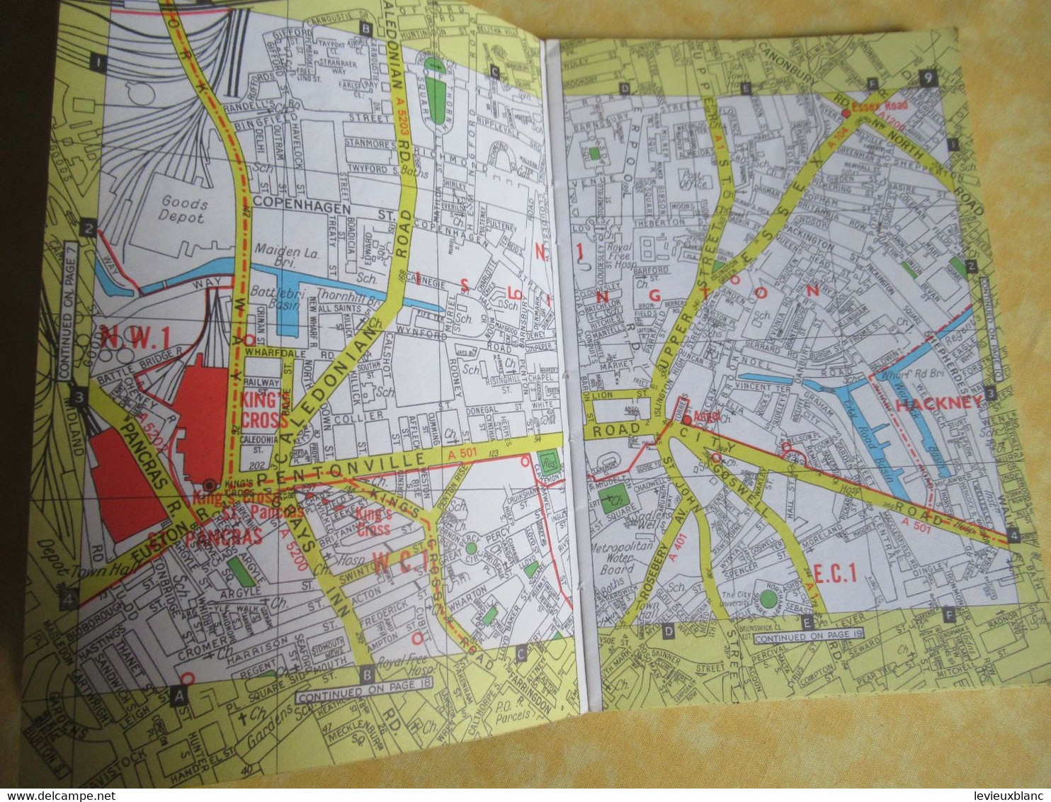 Atlas And Guide/ Geographers's  A  To Z /CENTRAL LONDON/ Guide Et Atlas/Vers 1970-1980            PGC499 - Cartes Routières