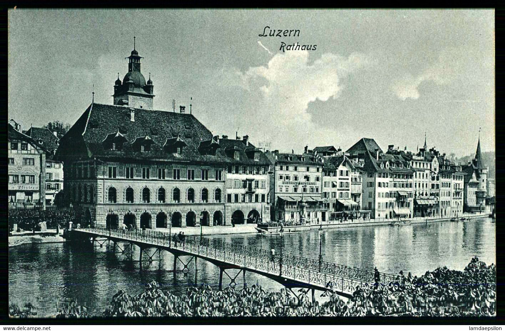 A58  SUISSE    CPA  LUZERN - RATHAUS - Lucerne