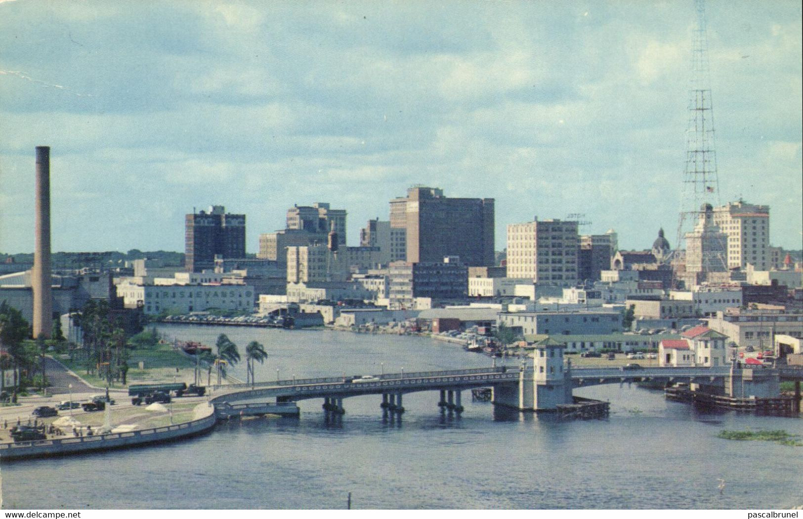 TAMPA - SKYLINE OF TAMPA - Tampa