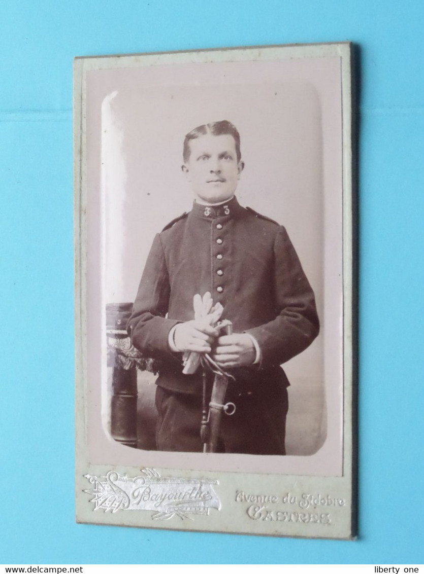 Militair / Soldat / Soldier ( N° 3 Op Kraag / Collier ) > ( Photo CDV > BAYOURTHE Castres ) Français ! - Guerra, Militares