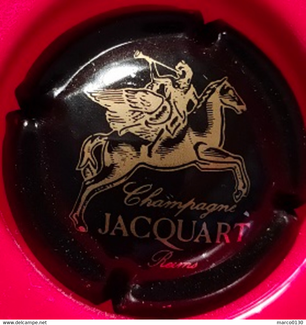 CAPSULE DE CHAMPAGNE JACQUART N° 4 - Jacquart