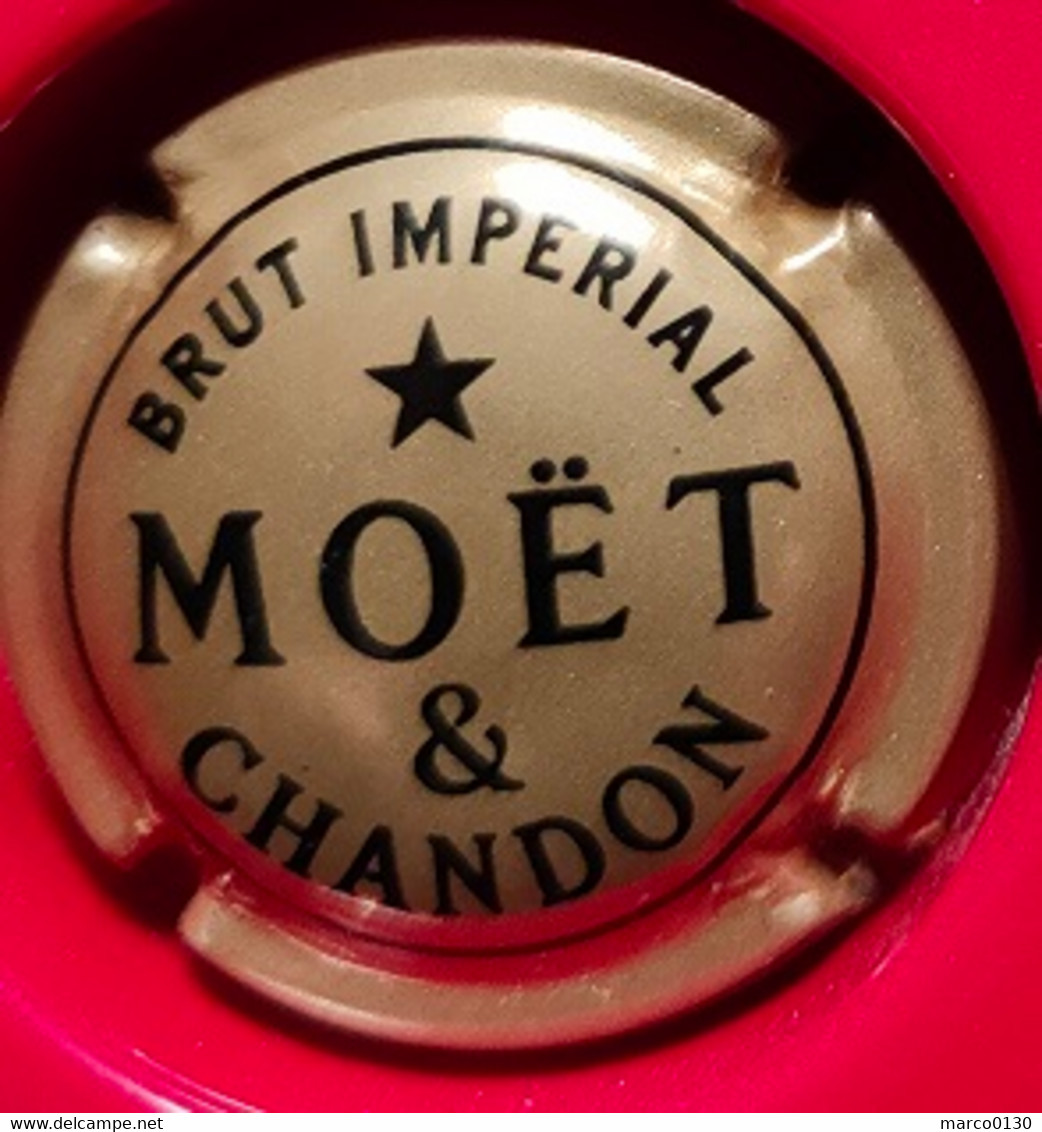 CAPSULE DE CHAMPAGNE MOET ET CHANDON N° 224 - Möt Et Chandon