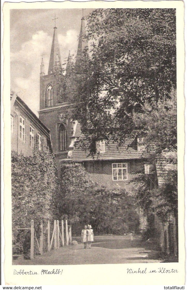 DOBBERTIN Bei Goldberg Mecklenburg Winkel Im Kloster Belebt Mädchen Paar Ungelaufen - Goldberg