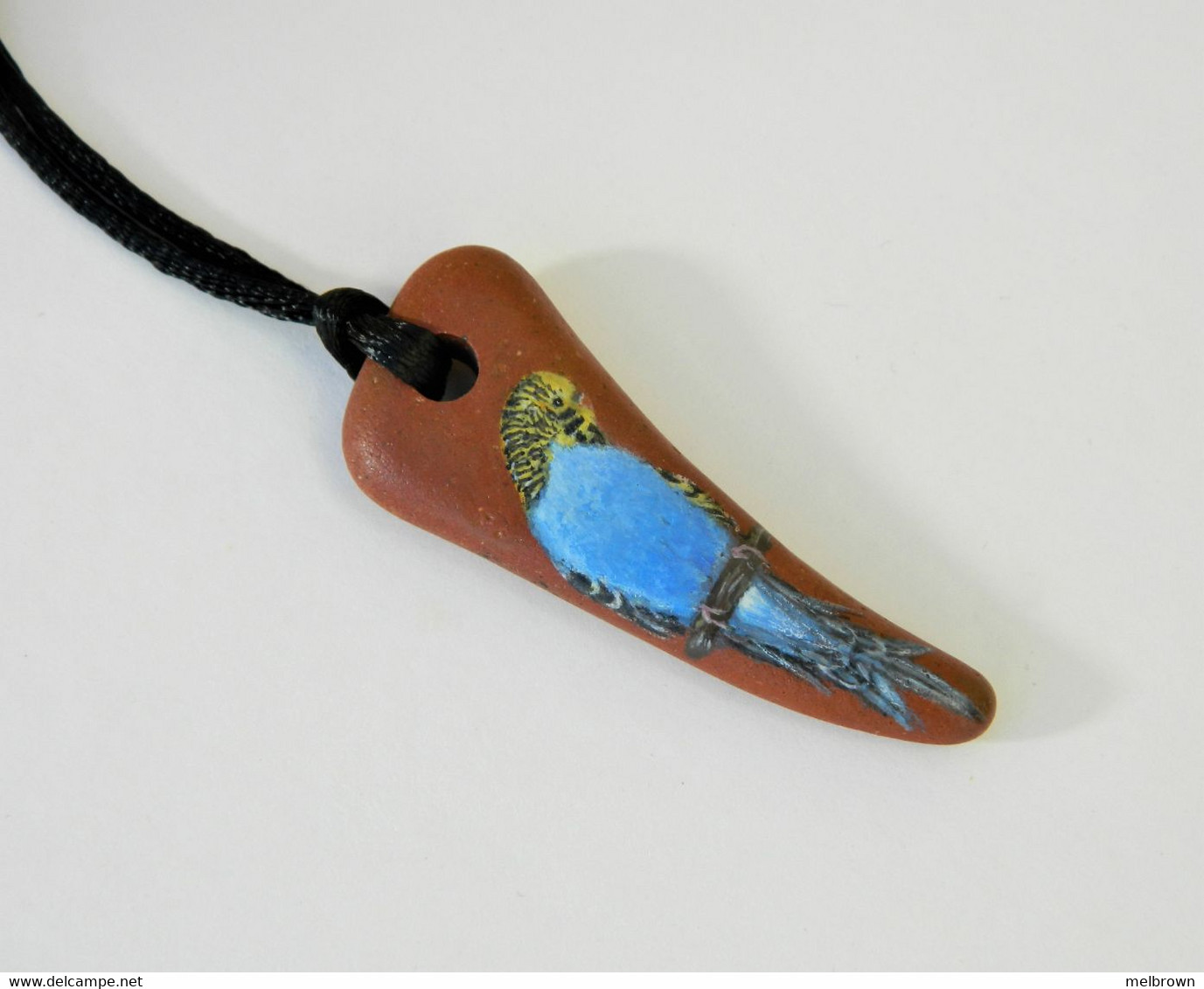 Blue Budgerigar Hand Painted On A Terracotta Pendant - Animales