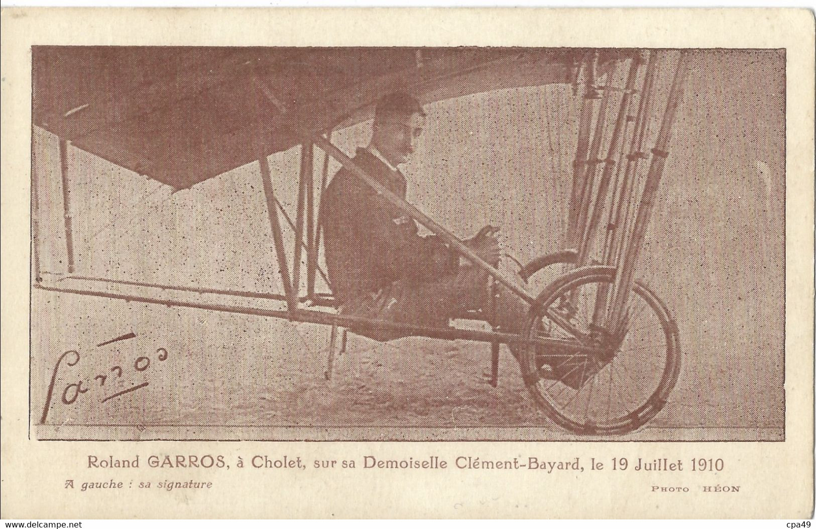 49   CHOLET  SUR  SA  DEMOISELLE  CLEMENT - BAYARD  LE  19  JUILLET  1910 - Cholet