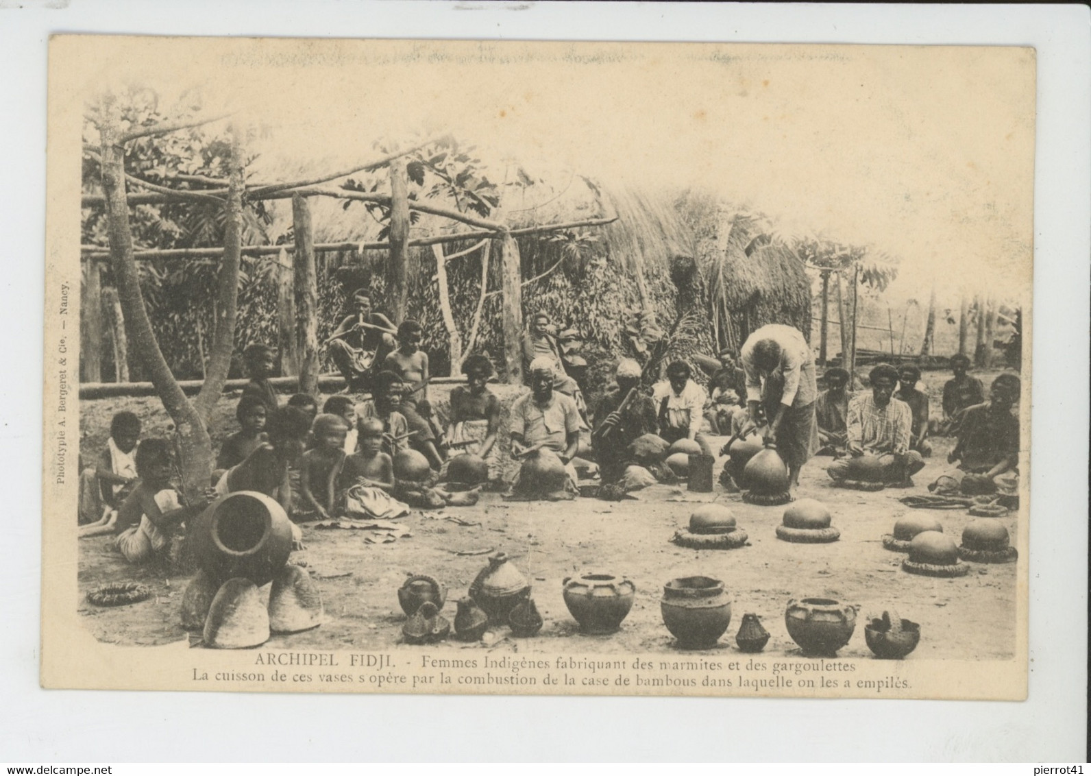 OCEANIE - ARCHIPEL FIDJI - Femmes Indigènes Fabriquant Des Marmites Et Des Gargoulettes - Fidji