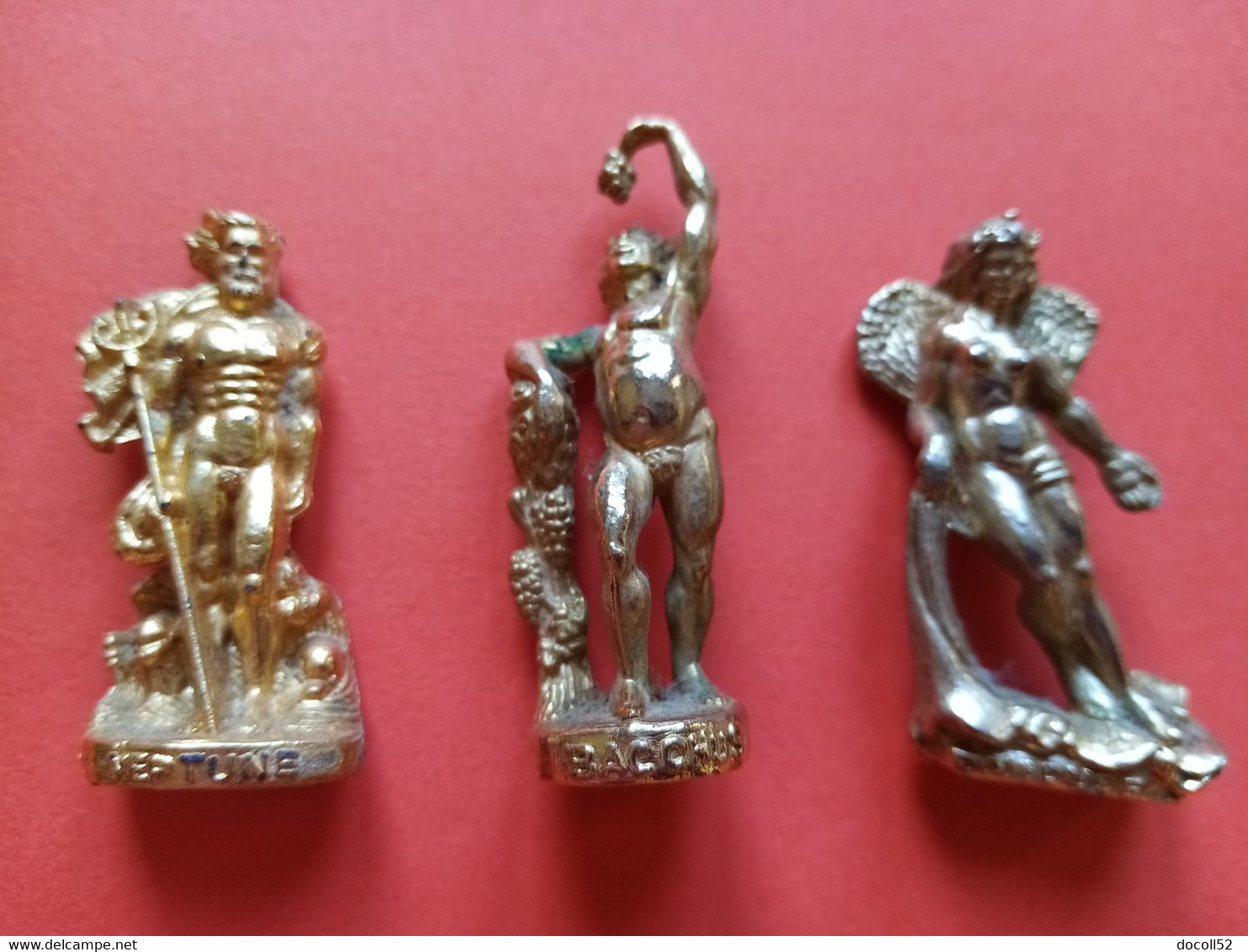 LOT DE 3 FEVES METAL DOREES OR DIEUX GRECS - NEPTUNE - MEDUSE - BACCHUS - GRECE ANTIQUE - Geschichte