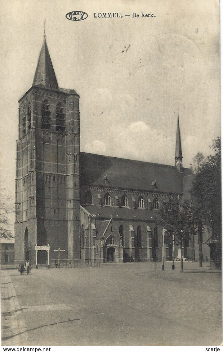 Lommel    -   De Kerk   -   1925    Naar   Antwerpen - Lommel