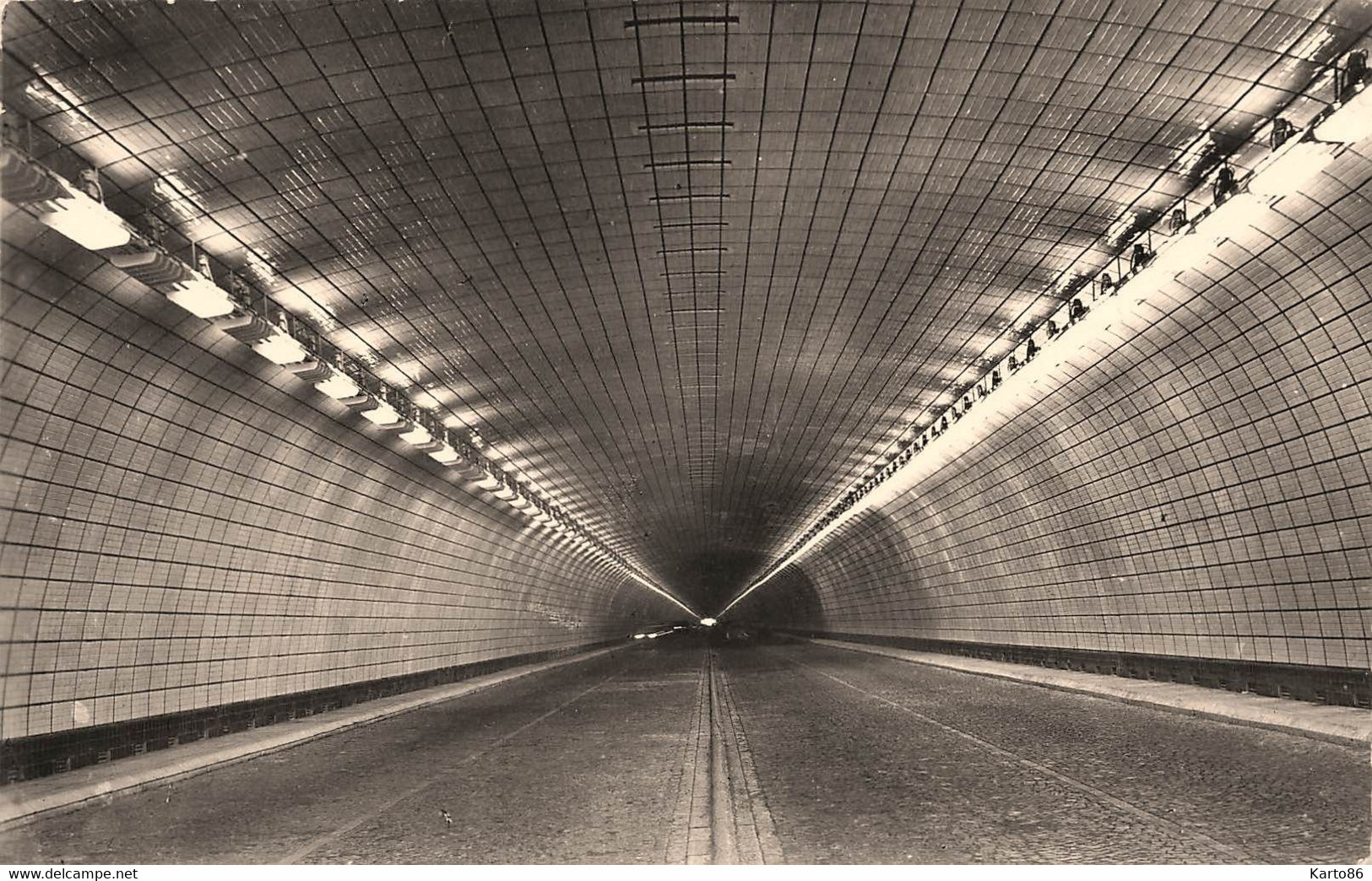 Lyon * 4ème * Le Tunnel Routier Sous La Colline De La Croix Rousse - Lyon 4