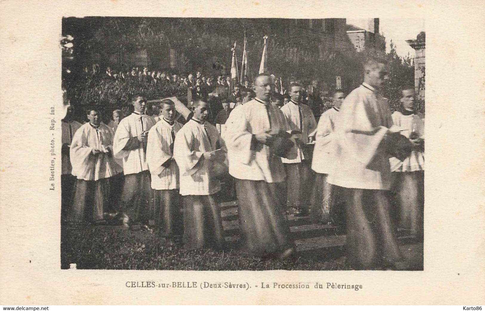 Celles Sur Belle * La Procession Du Pèlerinage * Fête Religieuse * Défilé Religion - Celles-sur-Belle