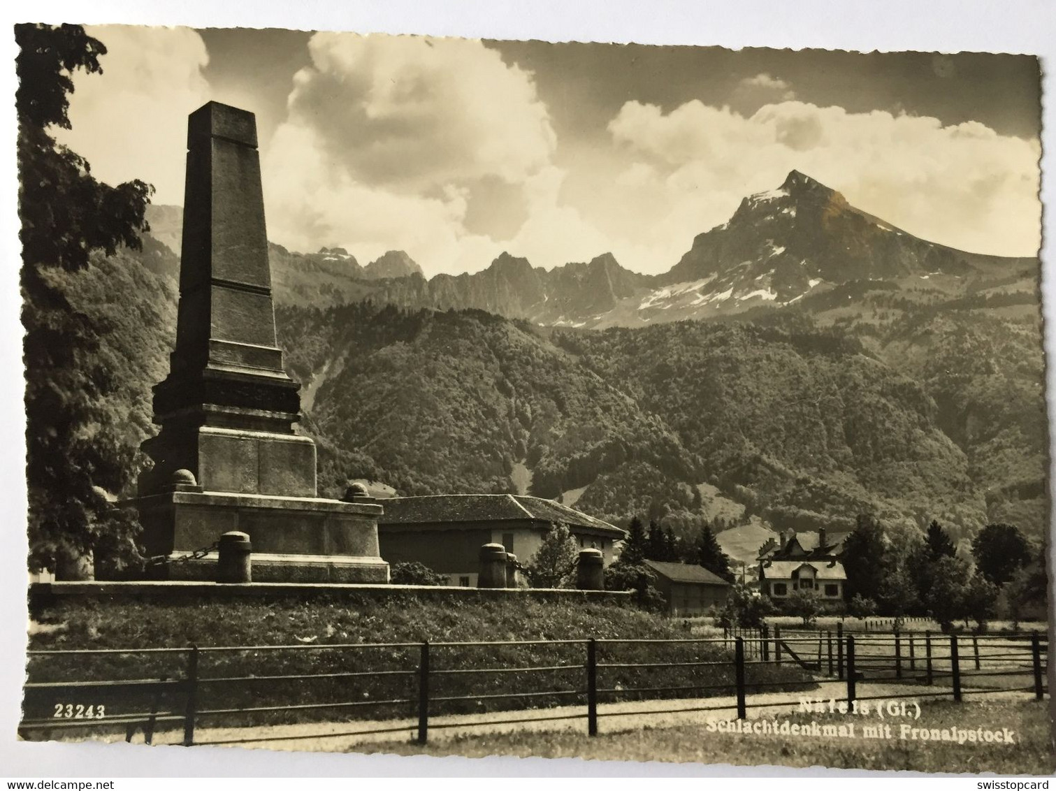 NÄFELS Schlachtdenkmal Mit Fronalpstock - Näfels